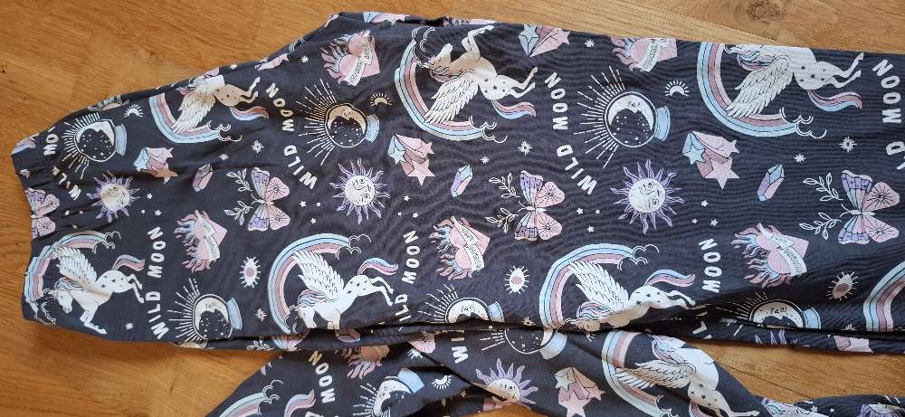 St. 152 NÝ náttföt C&A