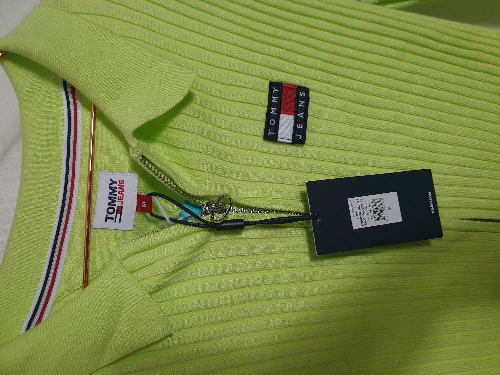 Tommy Jeans neule xl uusi