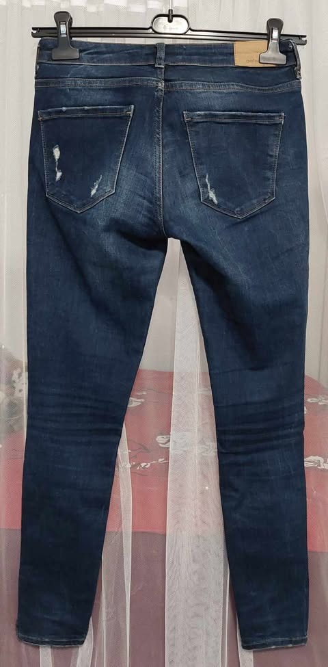 Siniset revitty stretch farkut 36