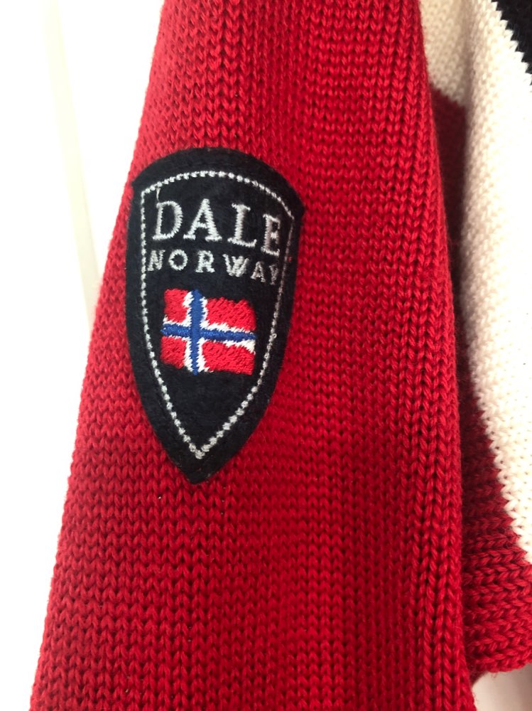 Dale of Norway marinoull genser st M