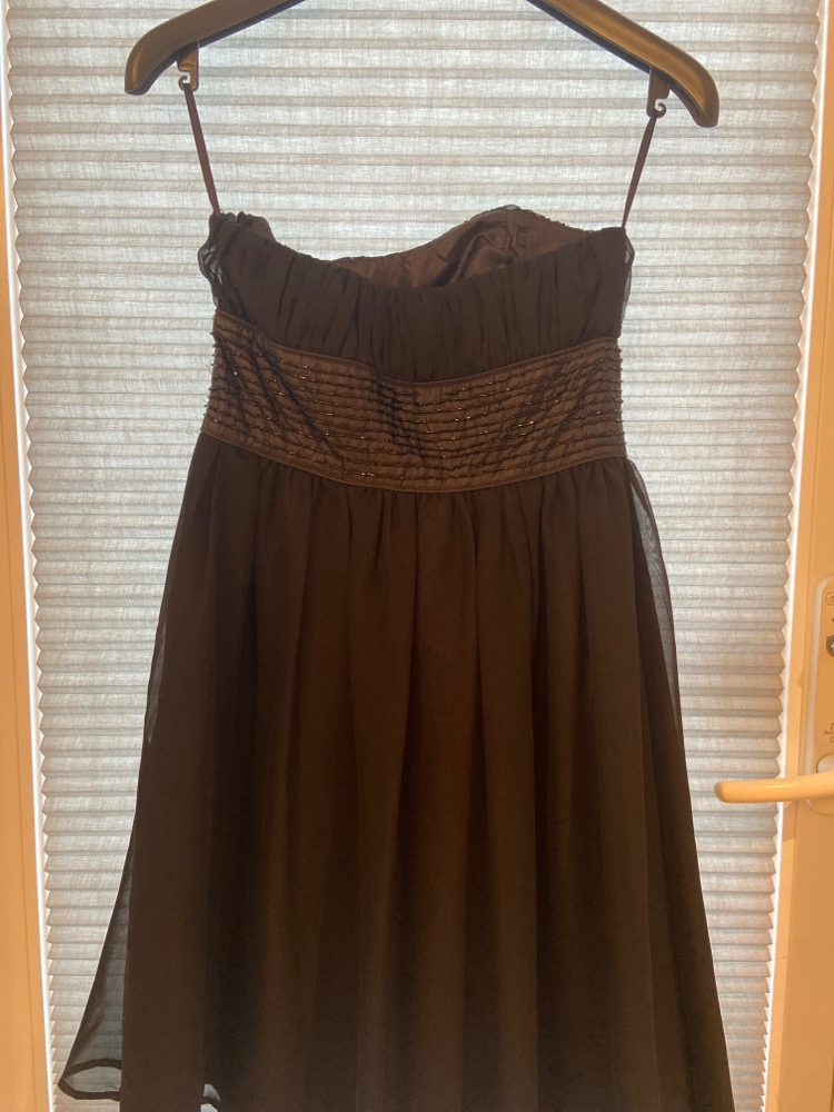 Svart selskapskjole str 38