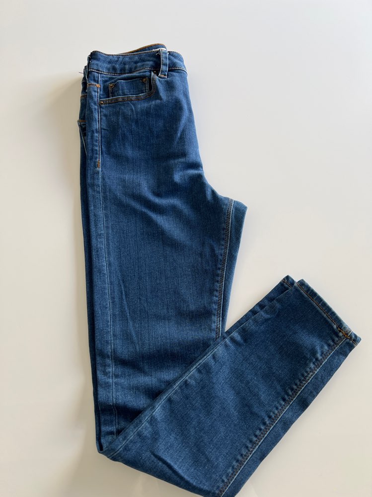 Asos woman jeans size 24/30