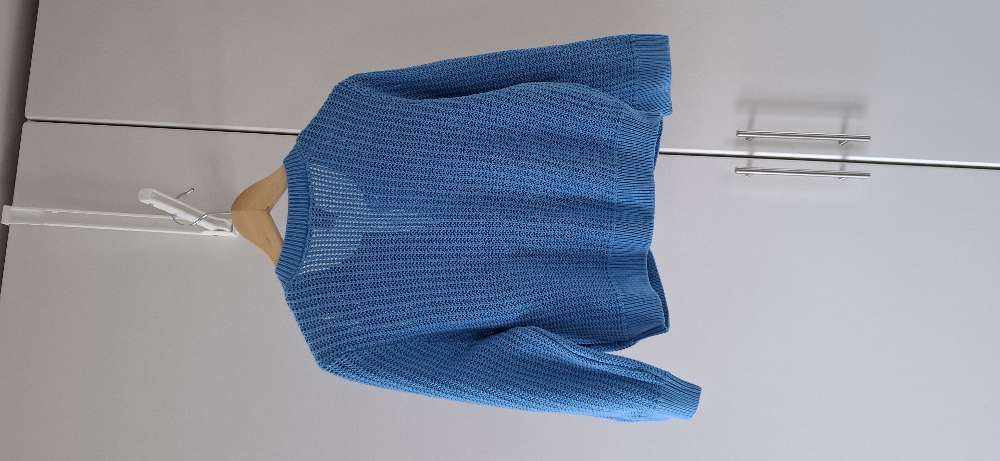 Prjónagolla st. M Lindex blá