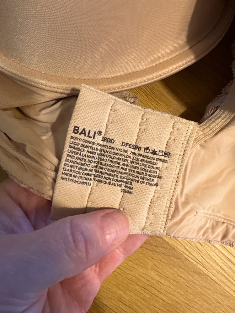 Húðlitaður/beige b.h. st. 38DD