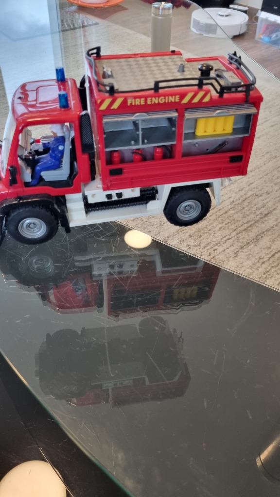 Care, fire engine