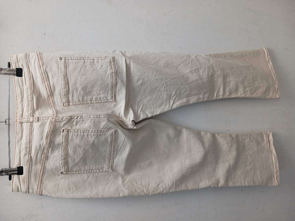 Zara vaaleat farkut 40