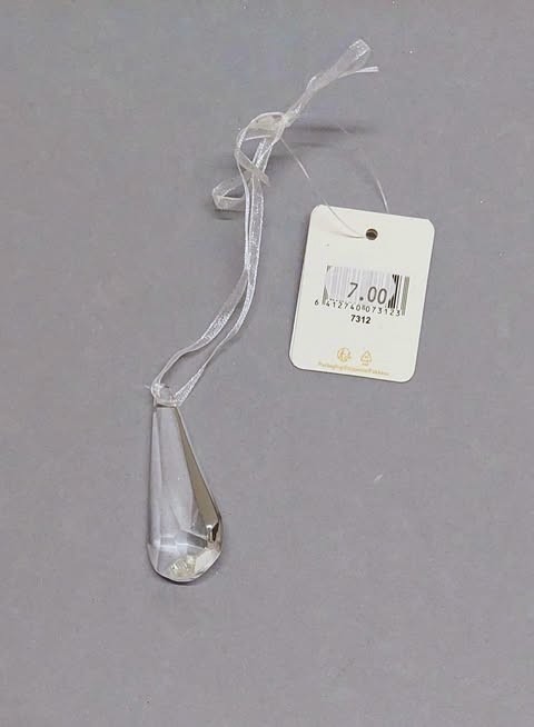 Lasi teardrop riipus