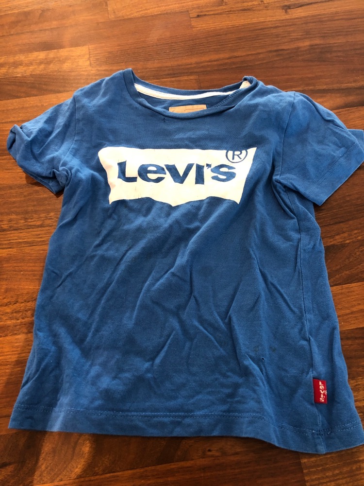 Levis t-shirt 104