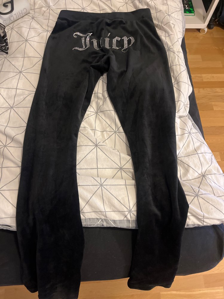 Juicy couture buxur stærð M