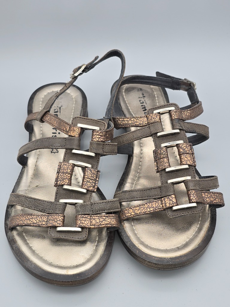 Tamaris flate sandaler skinn str 38