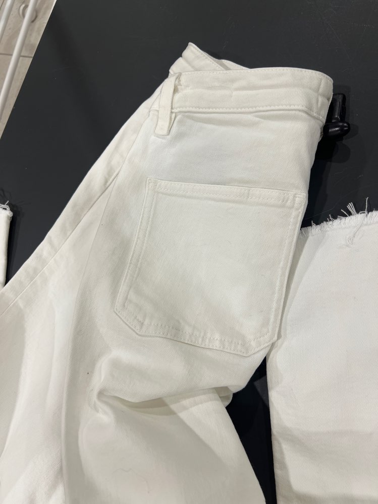Offwhite Zara Jeans str 38