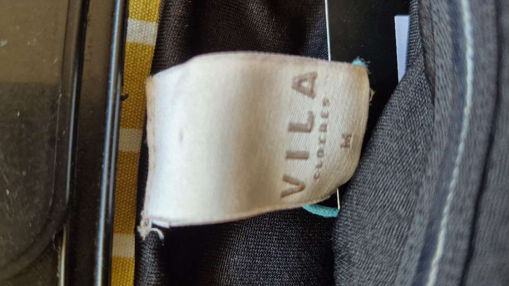 Vila musta olkaimeton, koko M/ 38