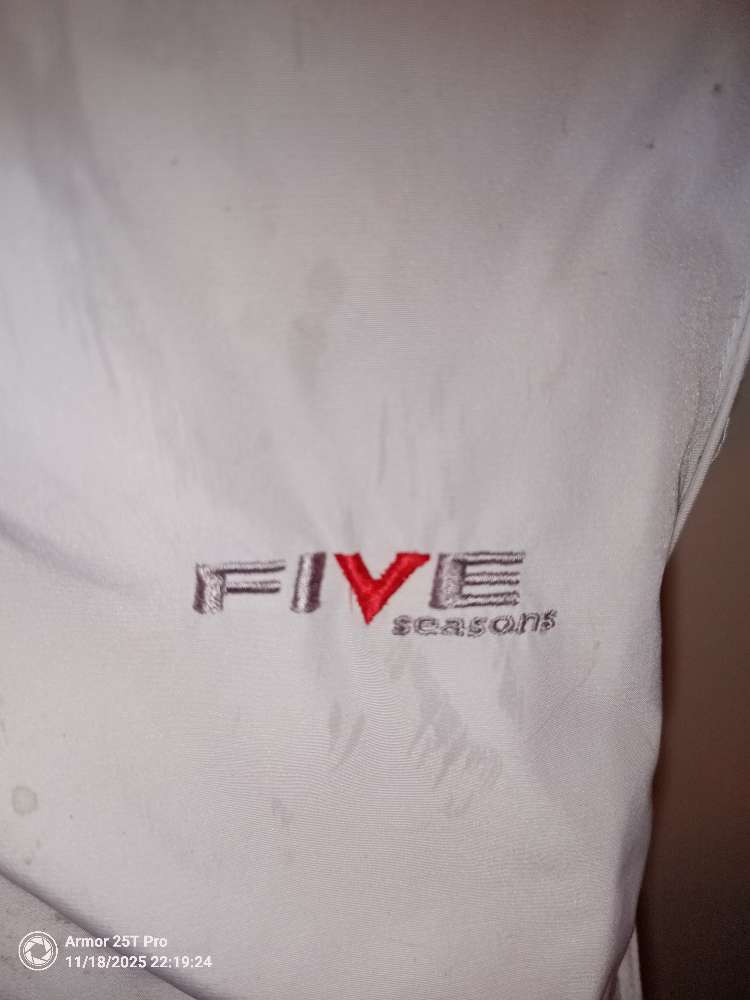 Snjóbuxur. Five seasons. St 38.