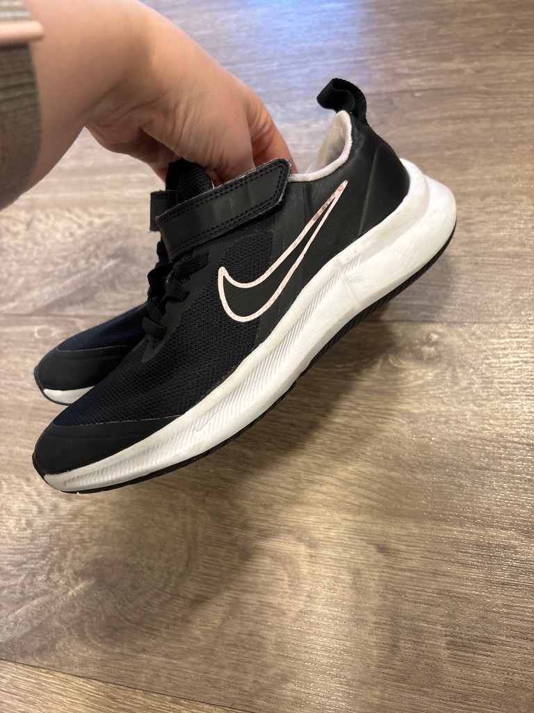 Nike strigaskór st. 34