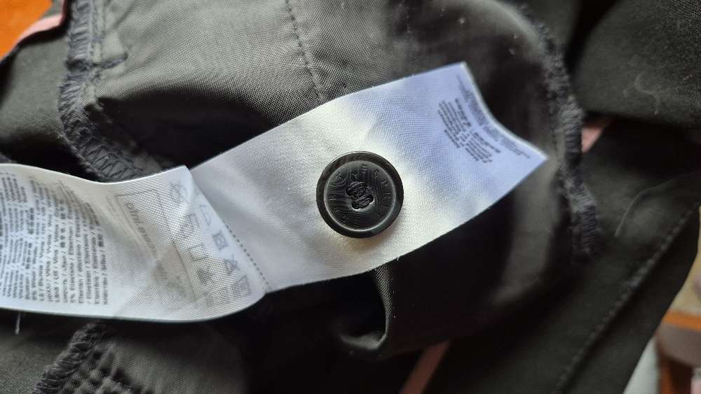 Esprit mustat housut koko 38