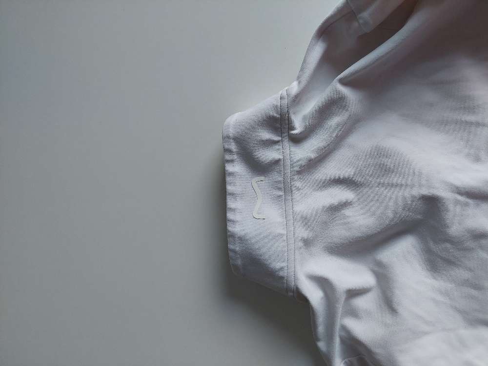 Metta íþrótta peysa rennd str small