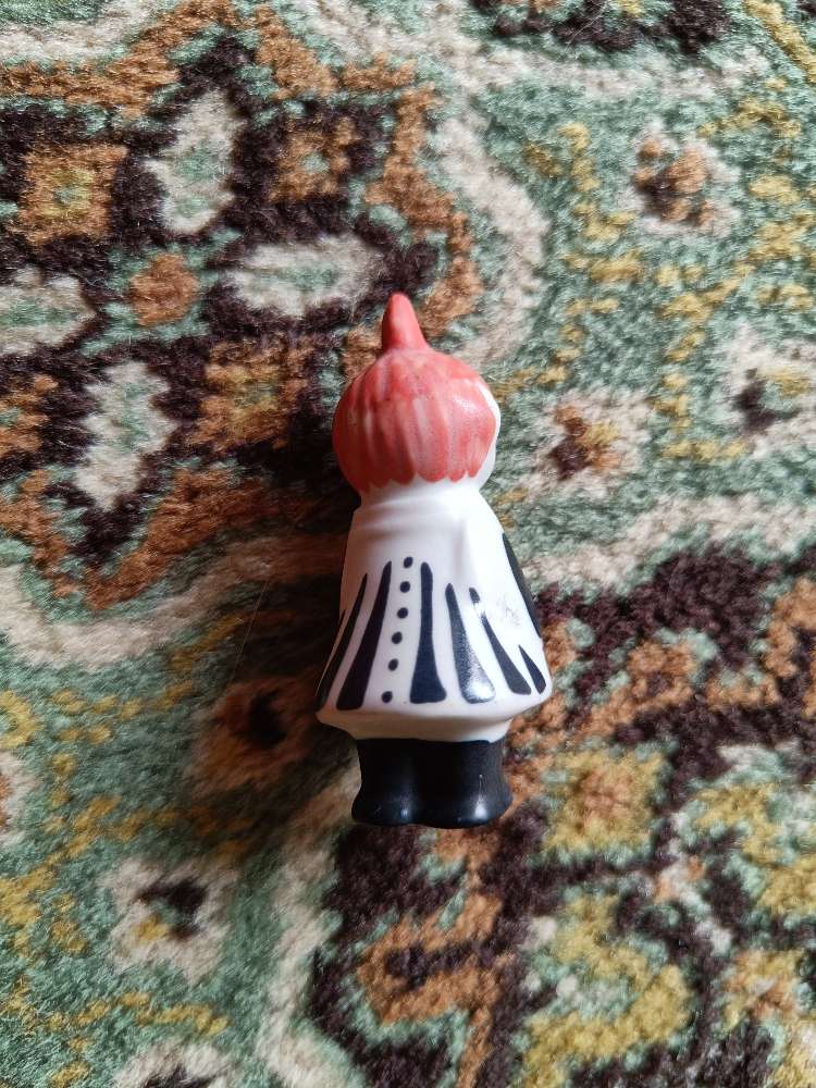 Arabia Pikku Myy -figuuri