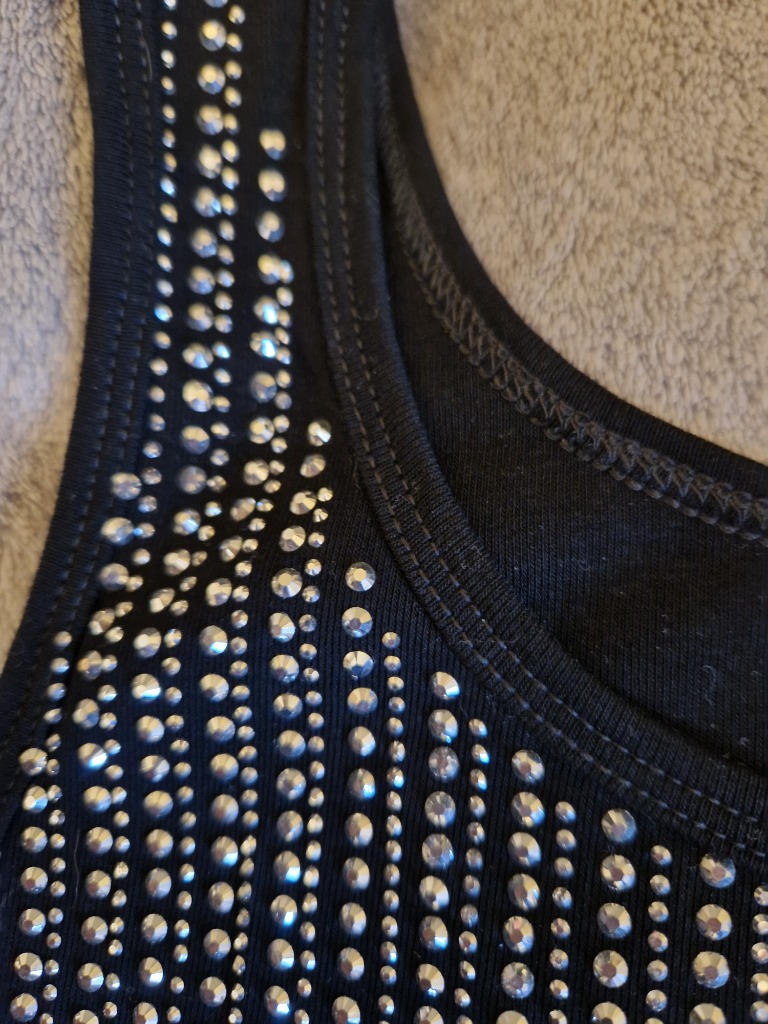 Svartur toppur/steinar stærð S 