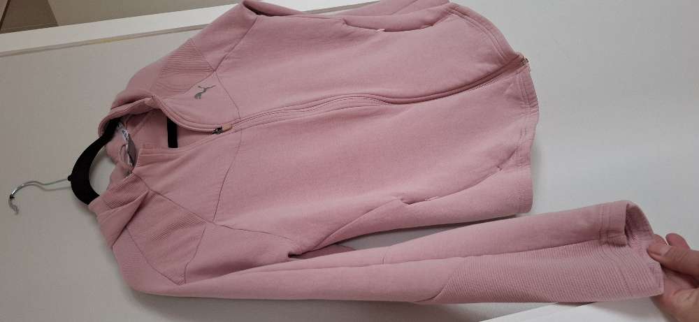 Puma st. M bleik hettupeysa 