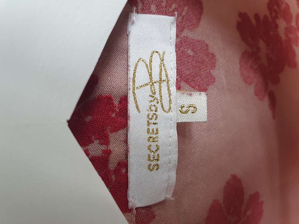 Transparent bluse fra Secrets by B