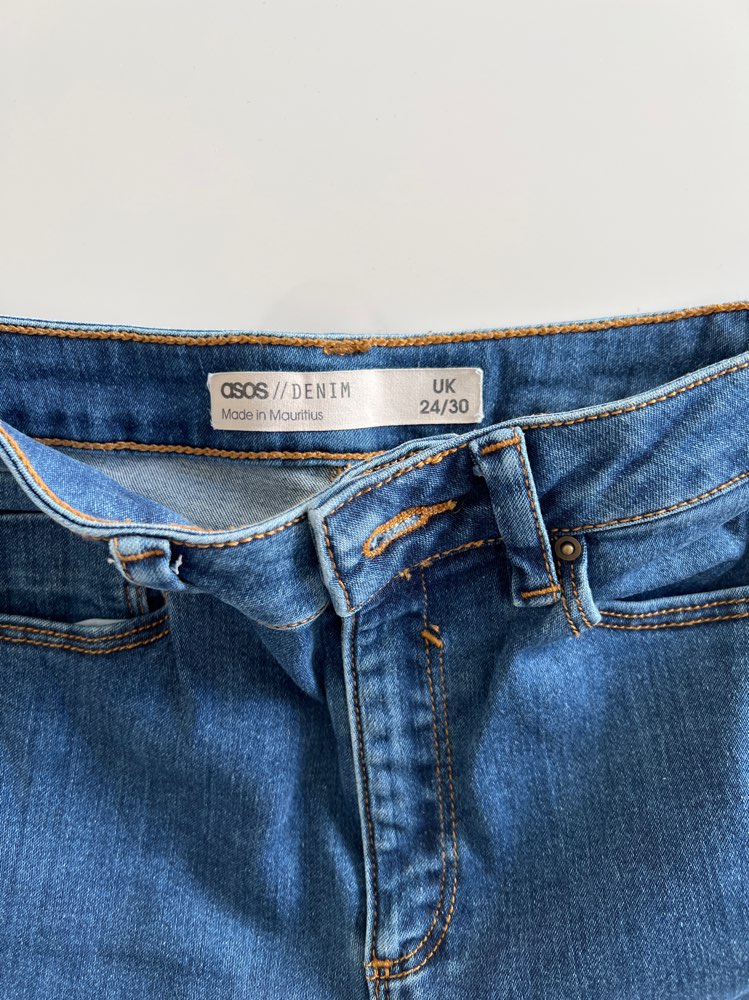 Asos woman jeans size 24/30
