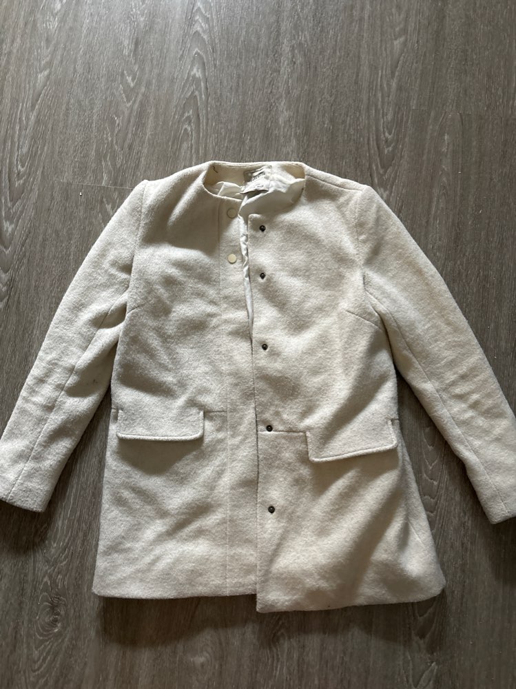 Valkoinen takki, Zara, M