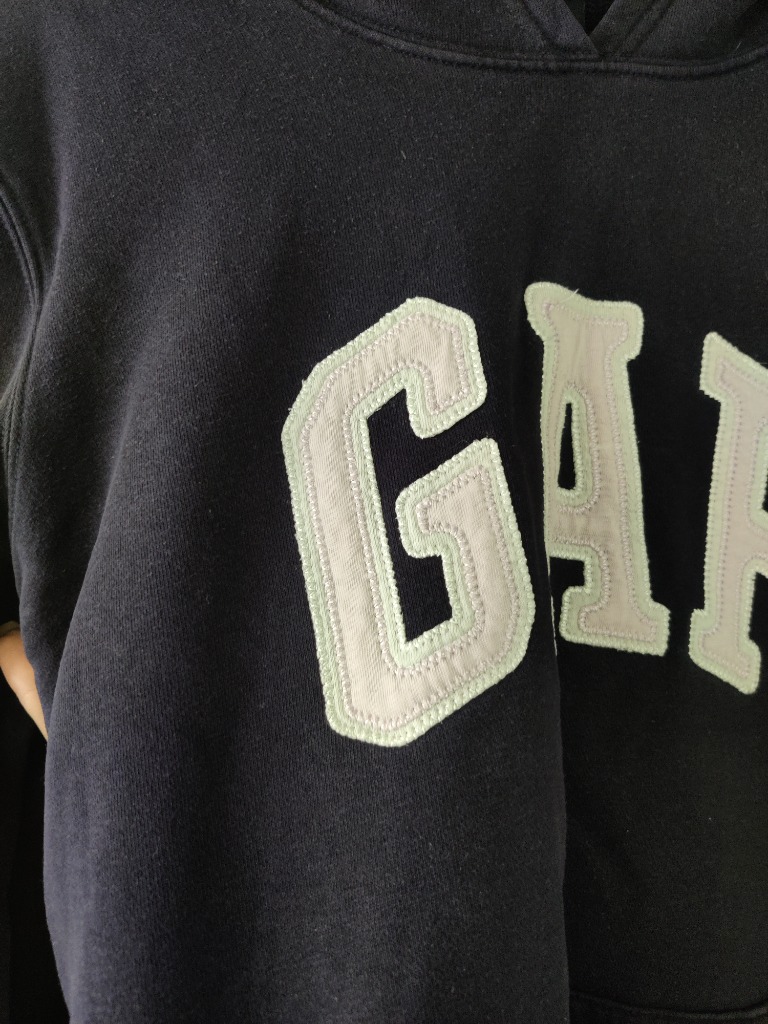 GAP sininen huppari