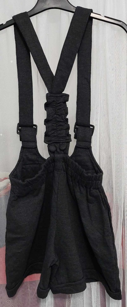 Harmaa haalari shortsit XS 