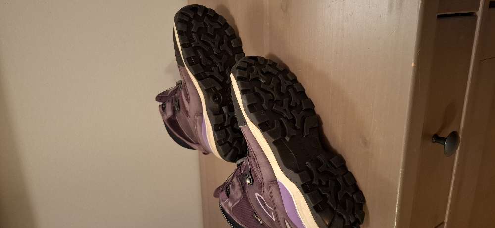 Ecco kuldaskór st. 35