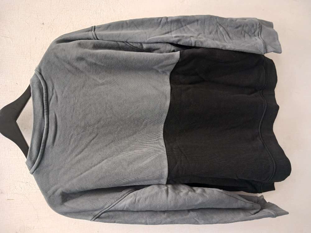 Adidas kaksivärinen collegepaita L