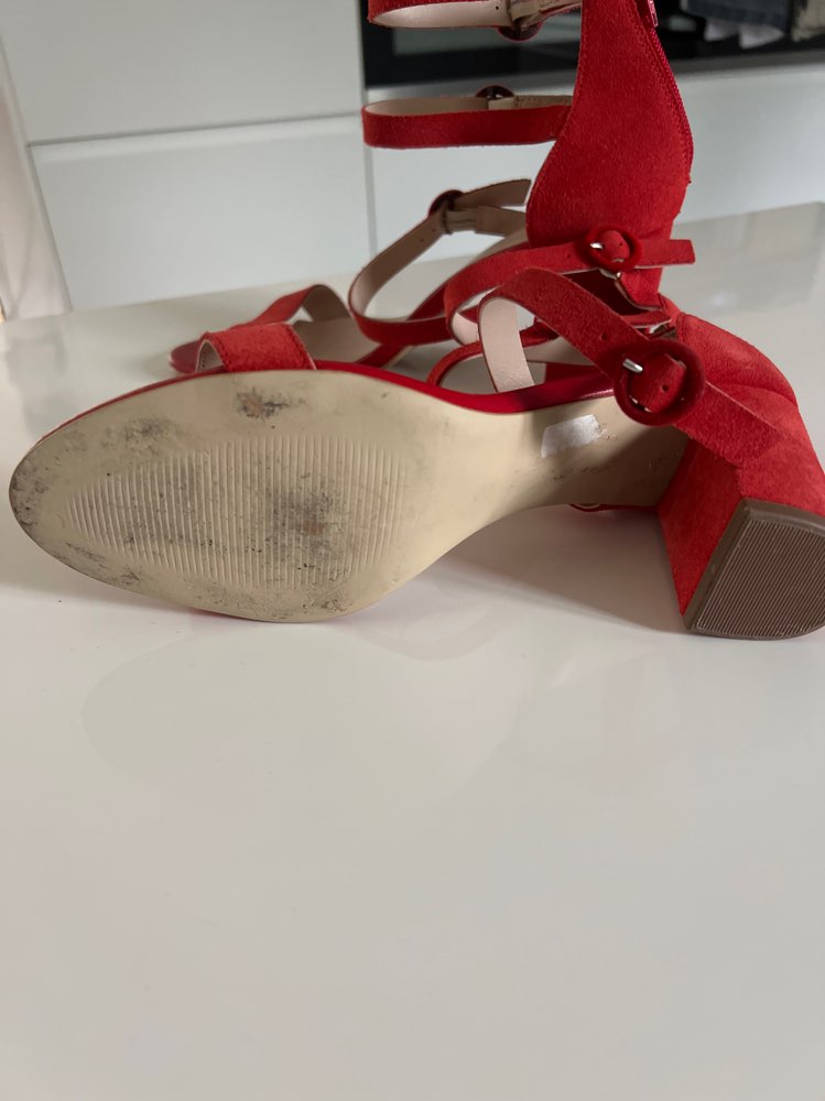 Semsket skinnsandaler - Bianco
