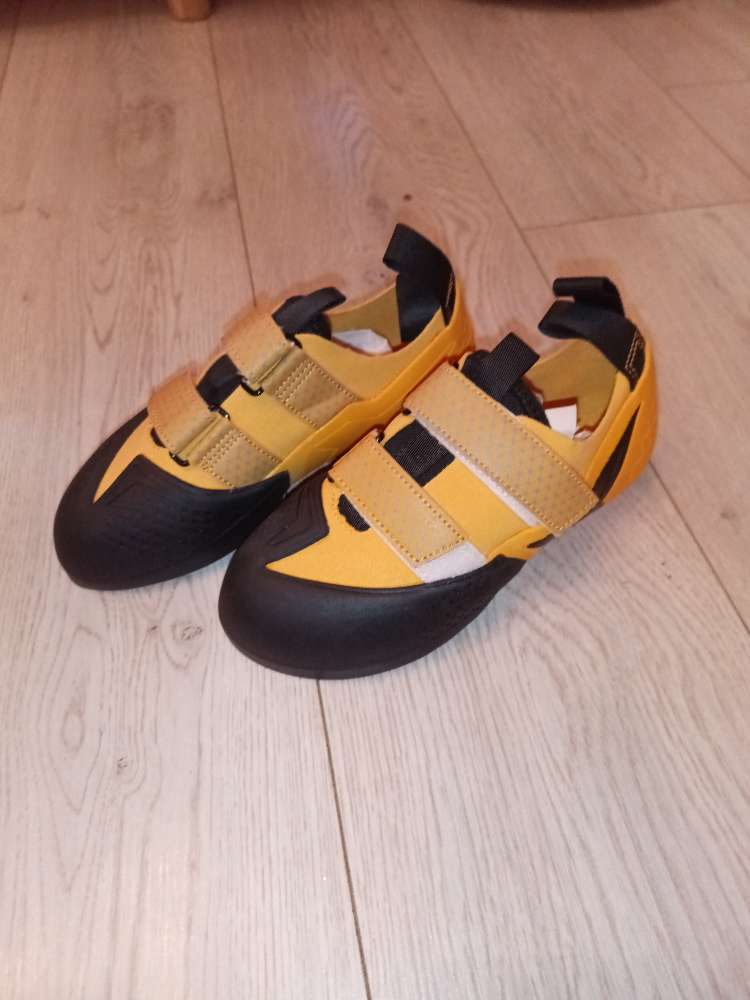 Klifurskór St 37. Passa fyrir St 33-34