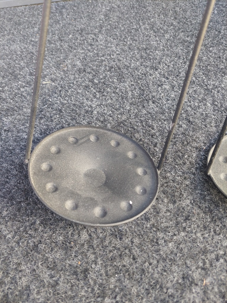 Roikkumaan saavat kynttilä/koriste esine