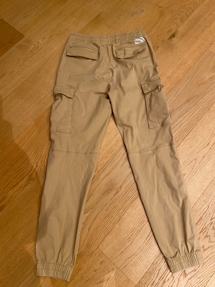 Yoke beige bukse str M