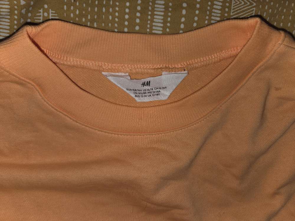 Peysa H&M ný st. 158/164