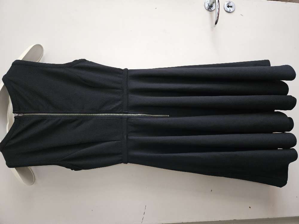 VILA mekko koko S musta kuin uusi