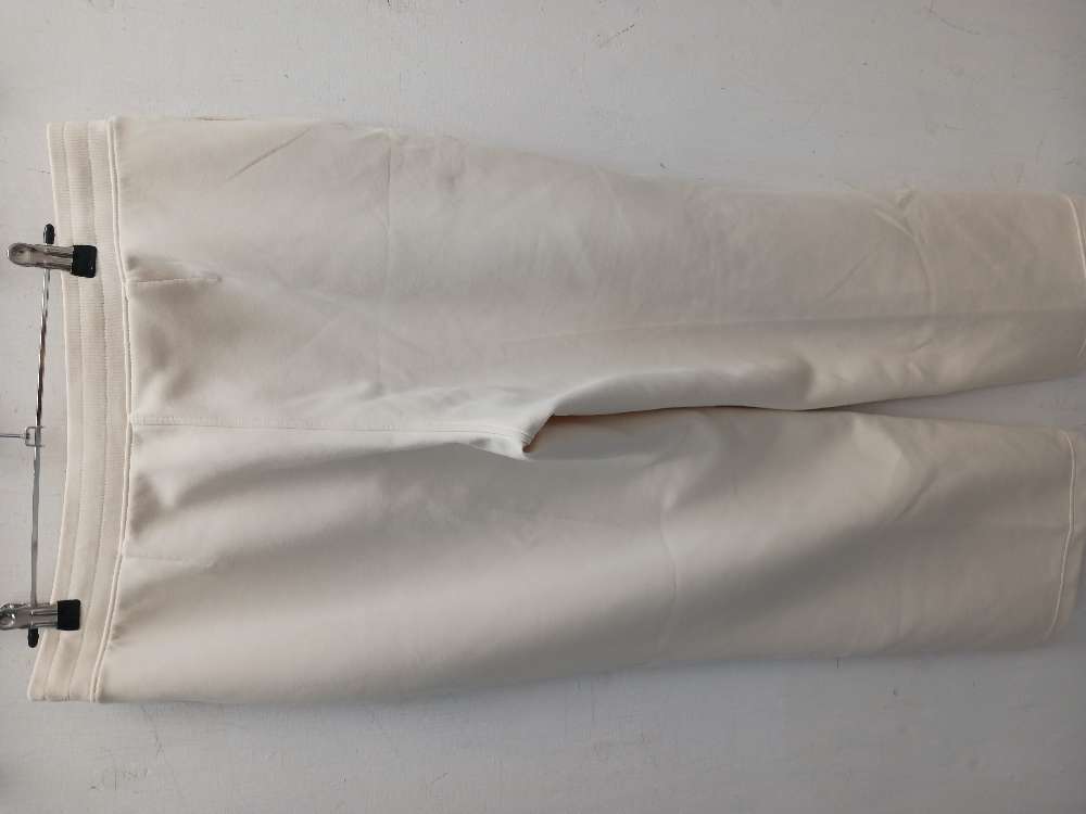 Uniqlo vaaleat housut XL