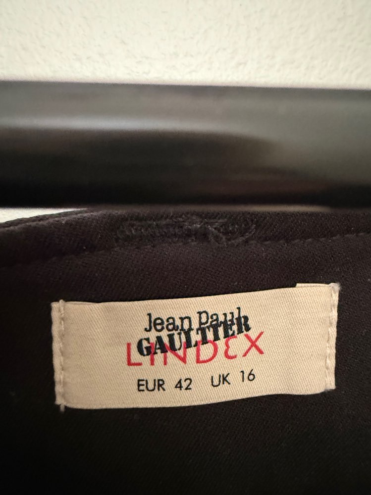 Pils Lindex/Gaultier design 42/16