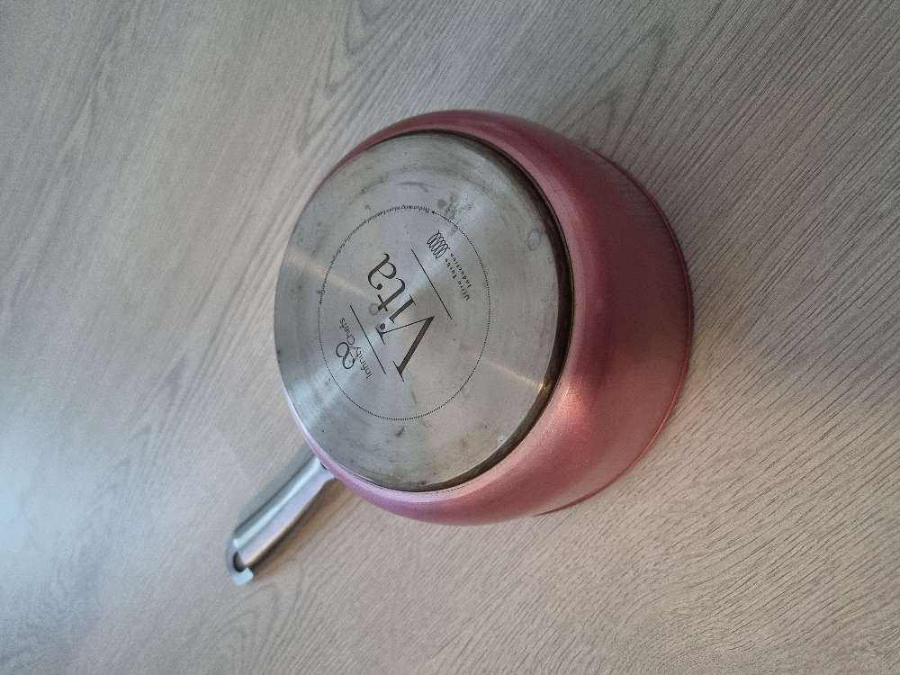 Vaaleanpunainen pinnoitettu kasari