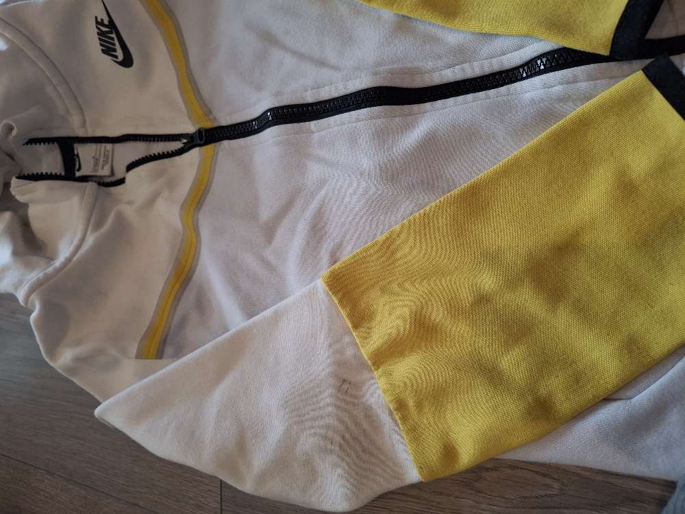 Nike peysa st 147-158