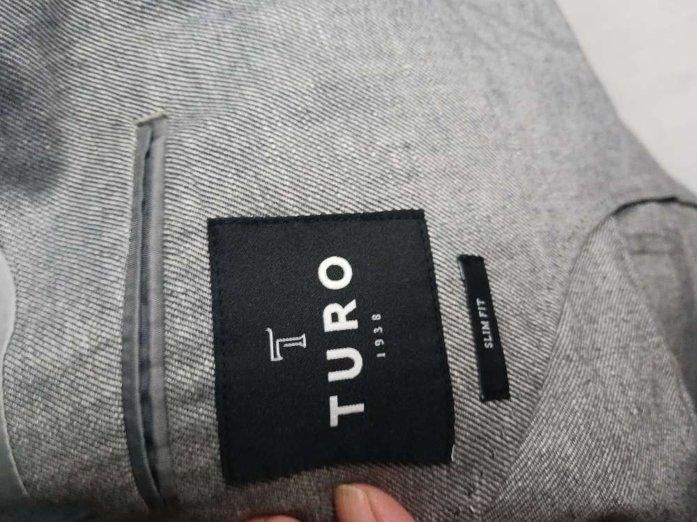 Turo harmaa pikkutakki