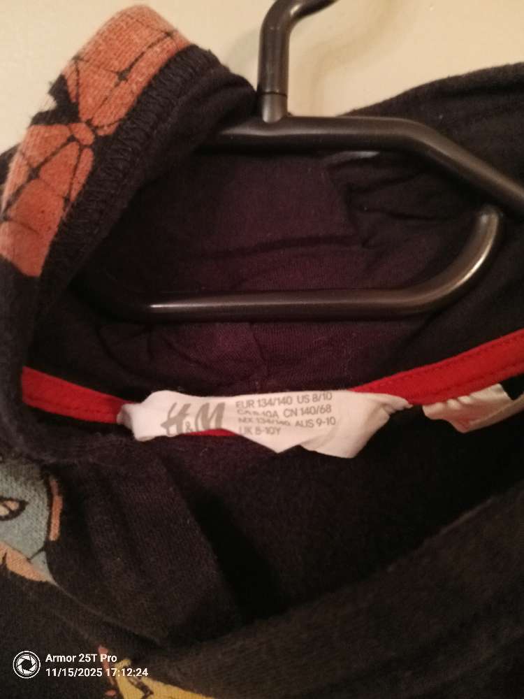 Marvel hettupeysa St 134/140