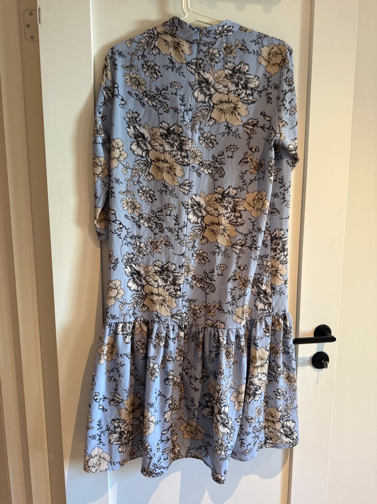 P - blå chiffon kjole blomst xs/s