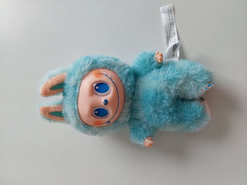 Labubu lafufu blár, eins og nýr