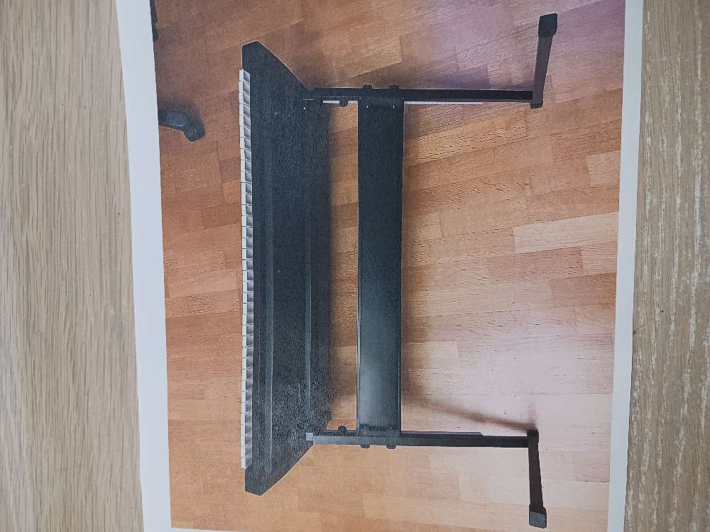 Sähköpiano ARK-2177 jaloilla