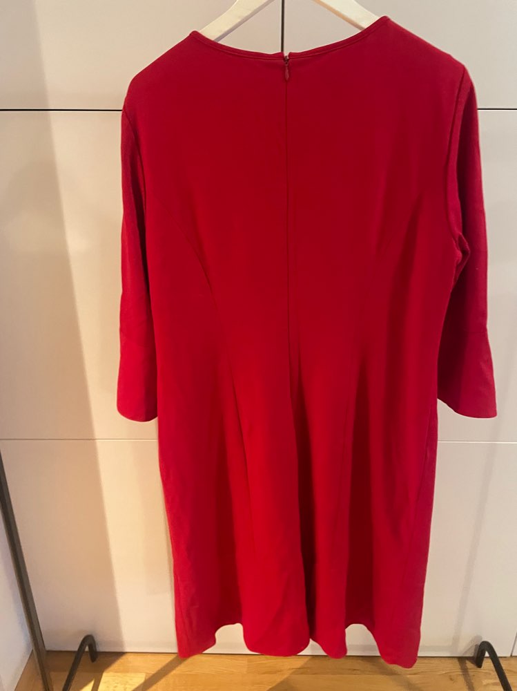 Punainen Gerry Weber-mekko koko 44