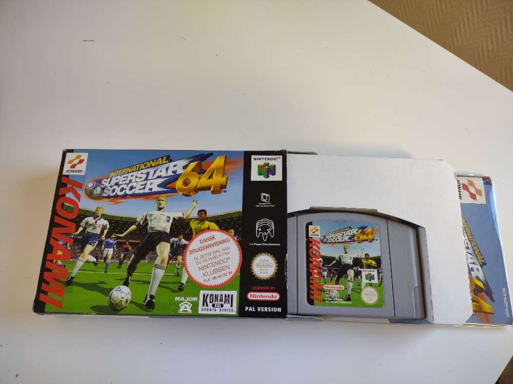 Superstar Soccer N64 komplett