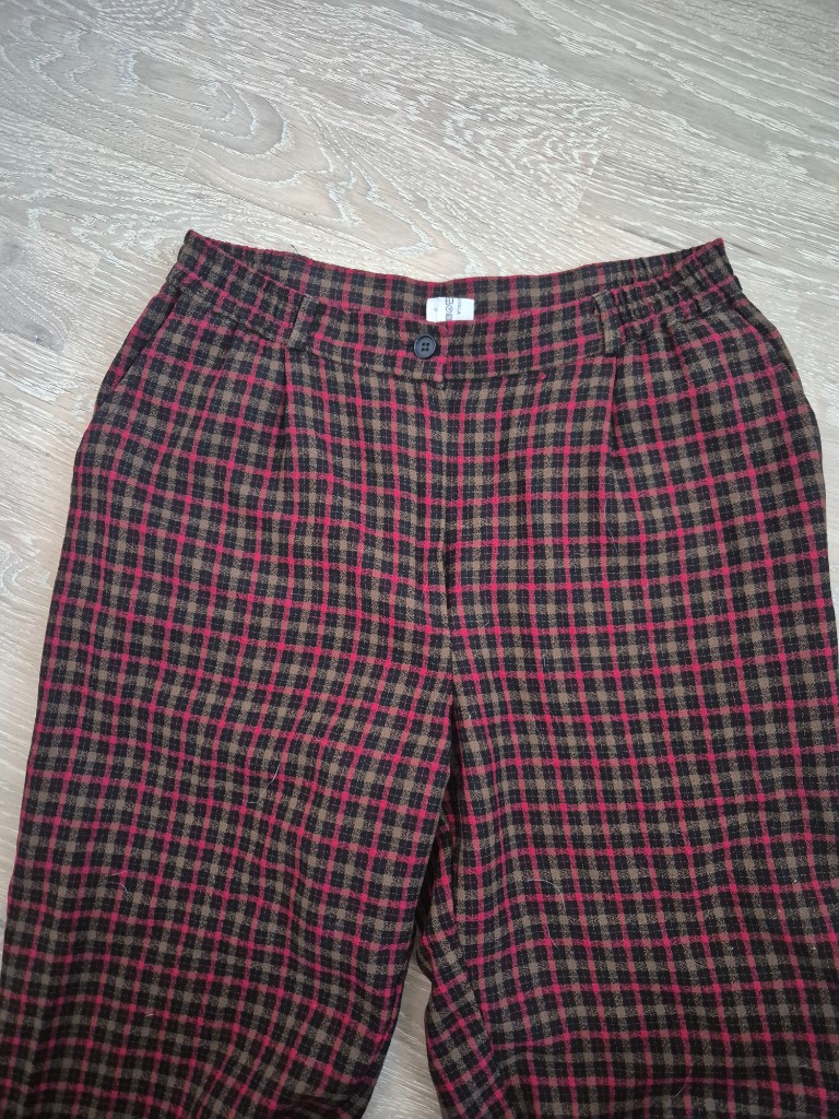 Turussa valmistetut vintage ruutuhousut