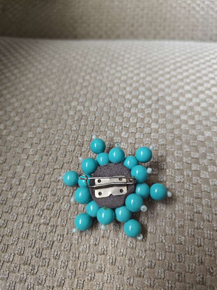 Sininen tähti rintakoru