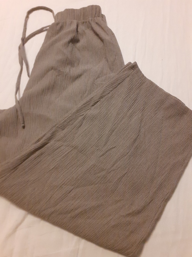 Zara buxur og bolur S/M